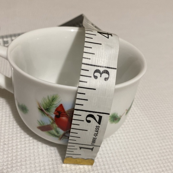 Christmas Holiday Winter Theme Cardinals Tea Set Tea Pot & Cup - Picture 10 of 10